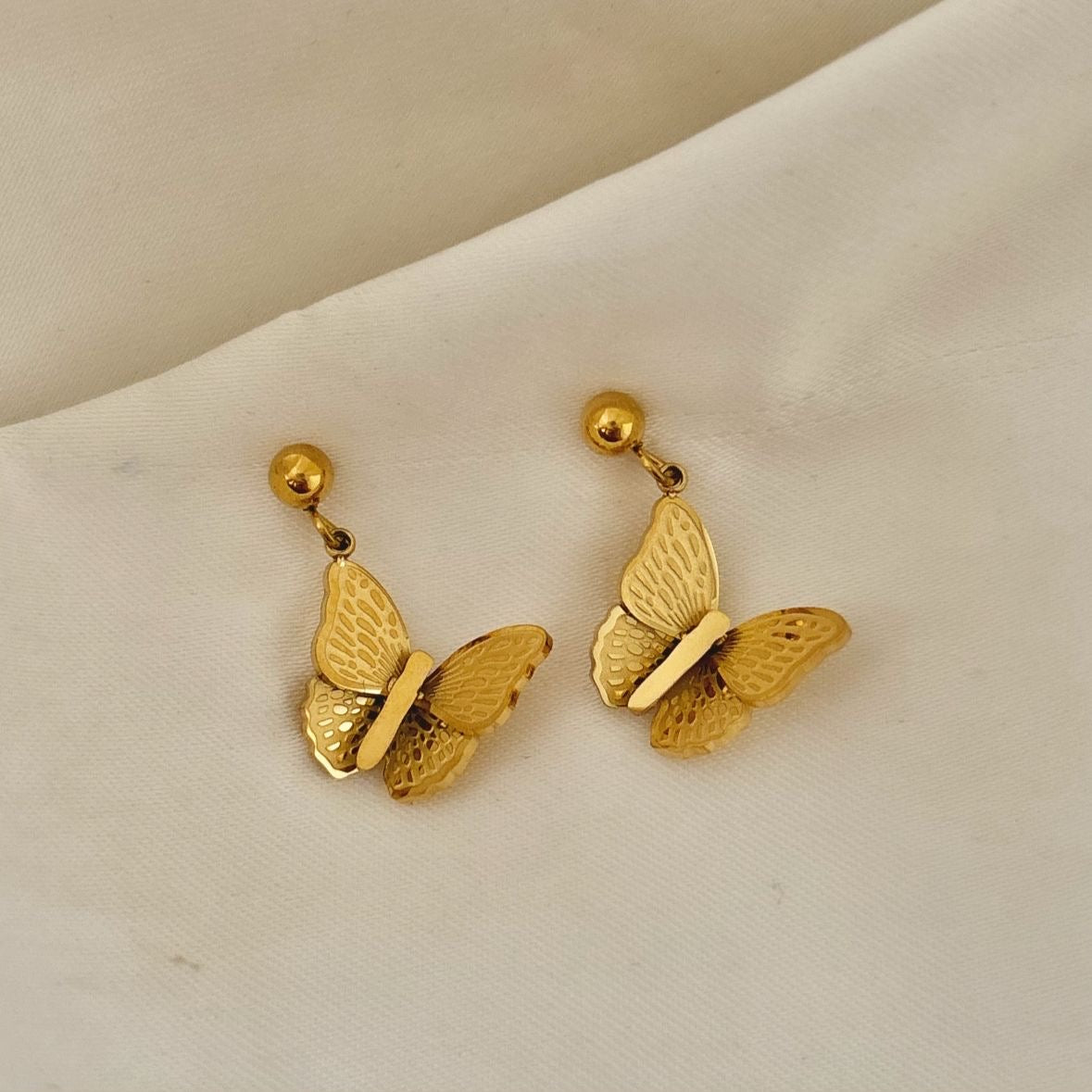 Flutter Charms Earrings -18K