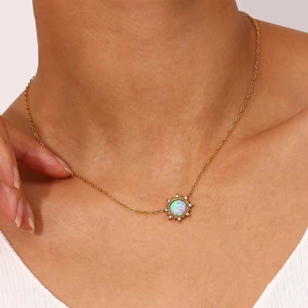 Luminous Opal Set (Necklace + Studs)