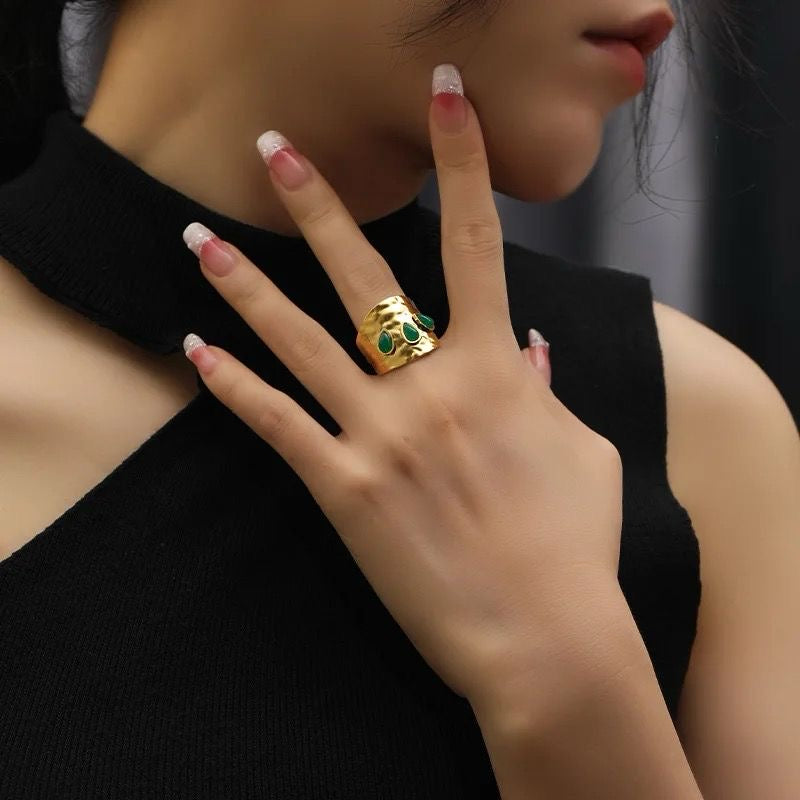 Juniper Statement Ring