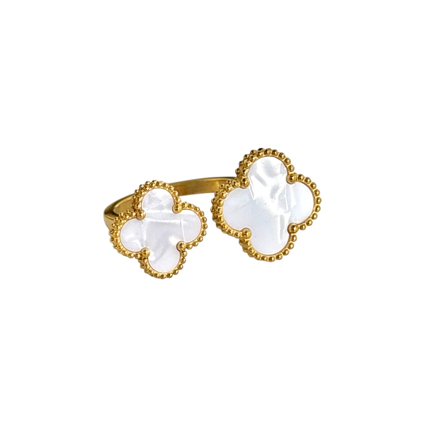 White Floating Clover- Between The Finger Ring | Shell