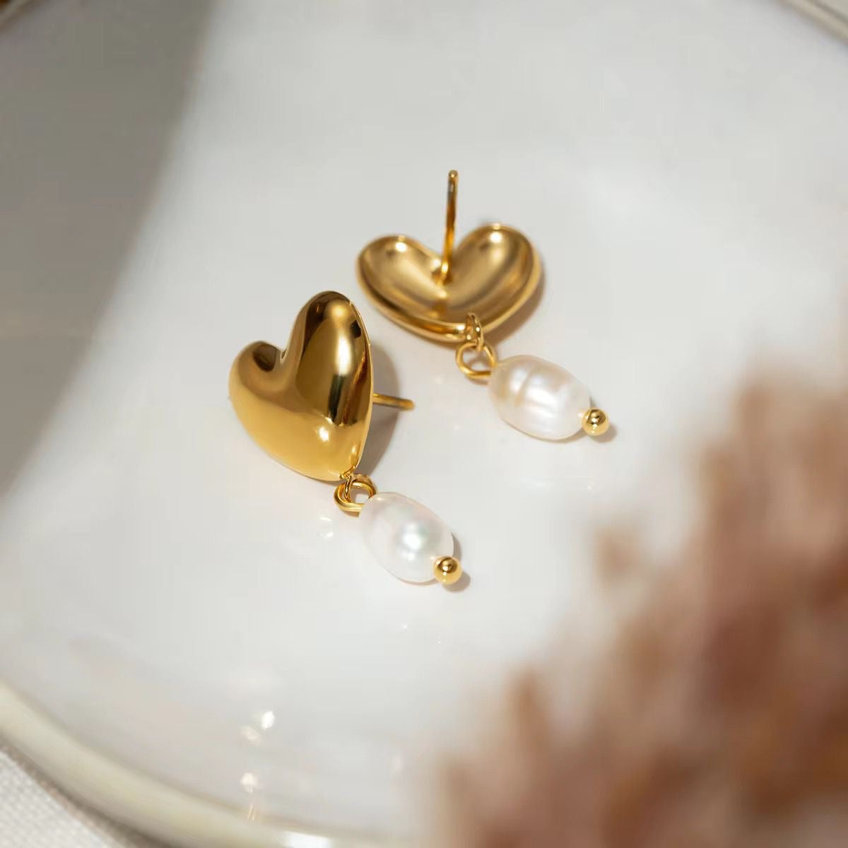 Love In Pearls & Gold Studs