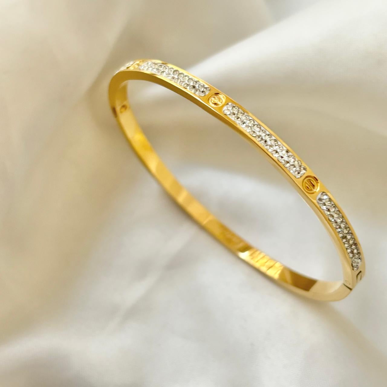 Luxe Glitz Diamante Bracelet -18K