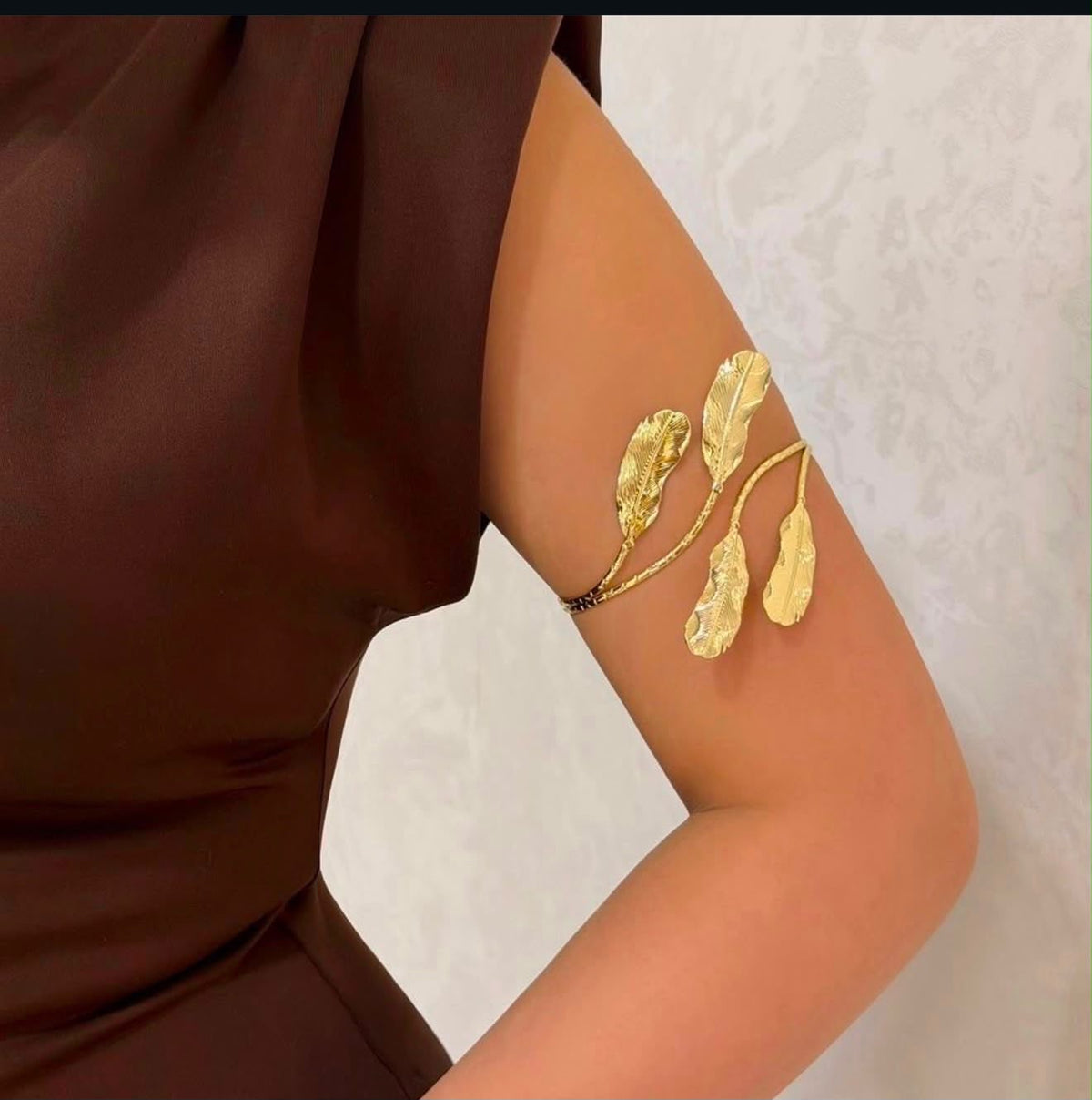Feather Armlet