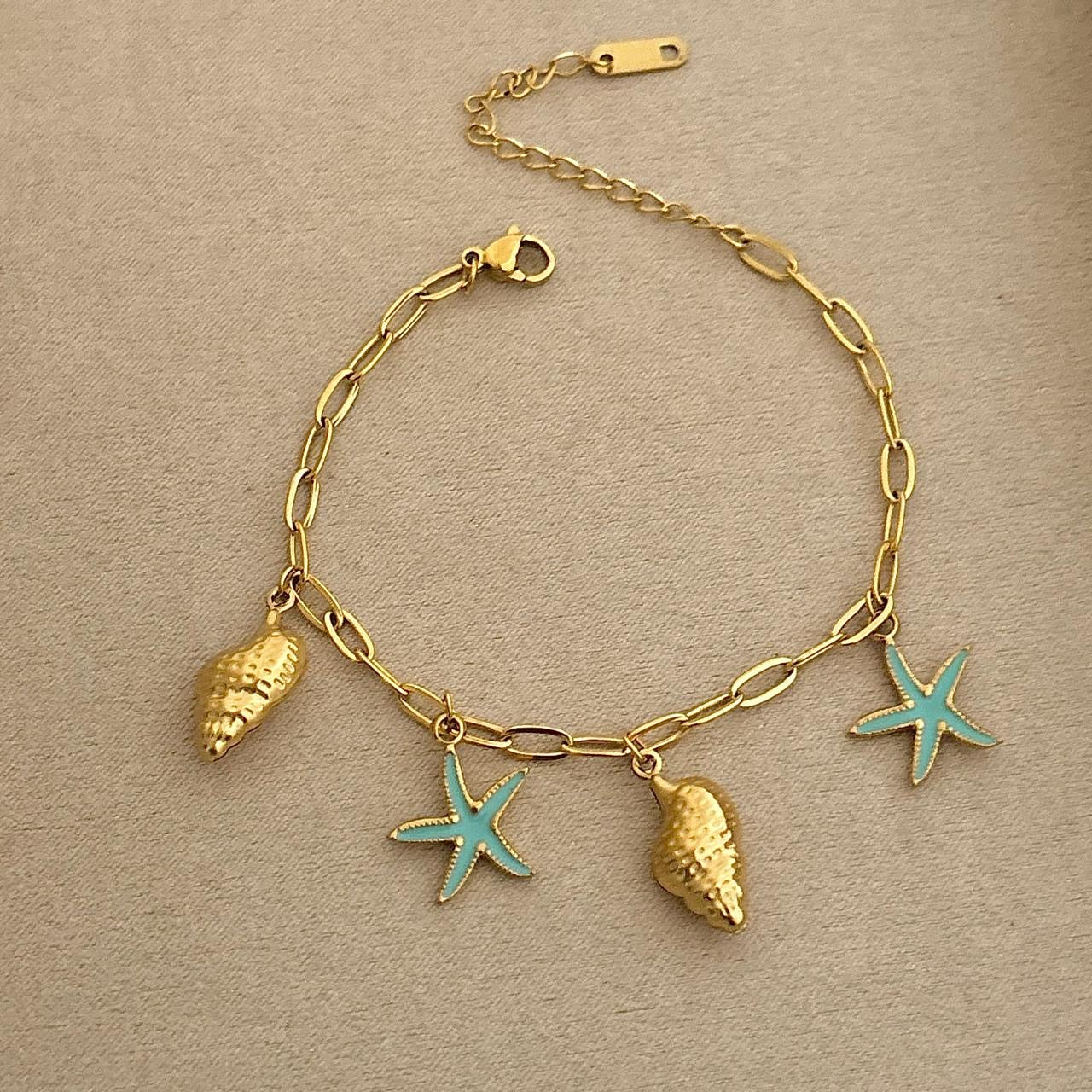 Island Core Charm Bracelet