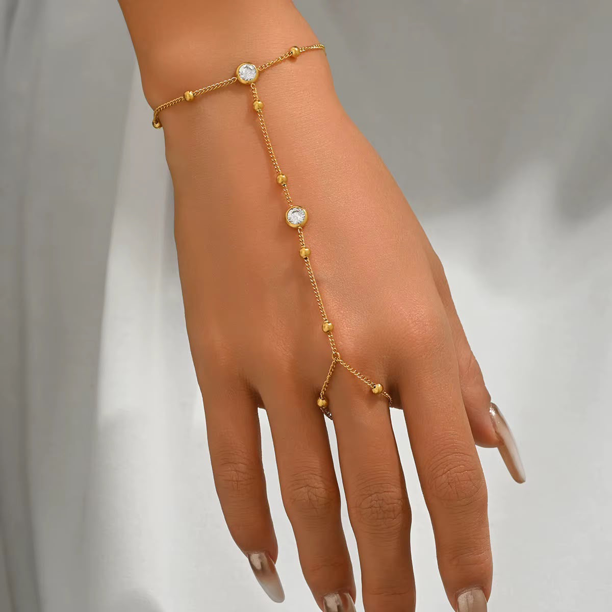Bezel Dot Hand Chain