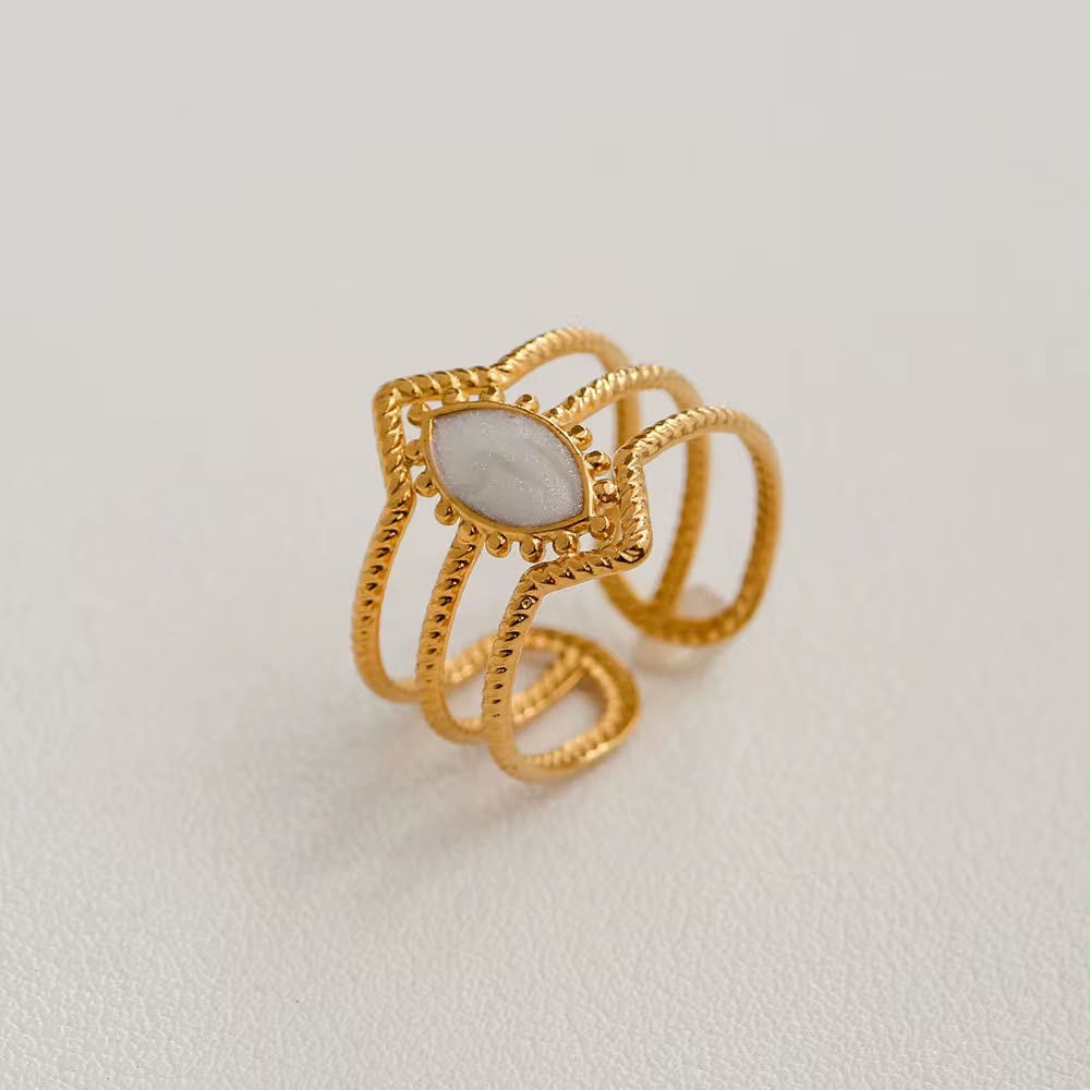 Pearlscent Tiara Ring