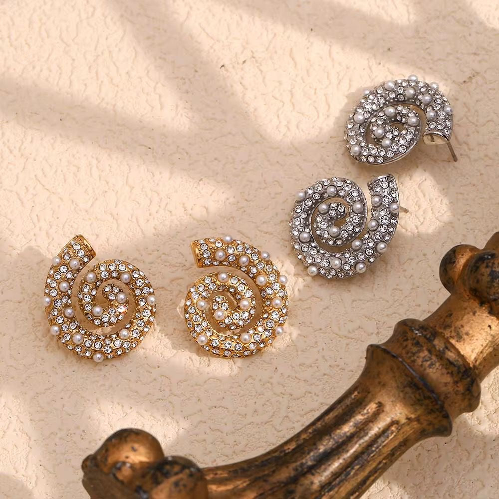 Blingy LUX Shell Studs