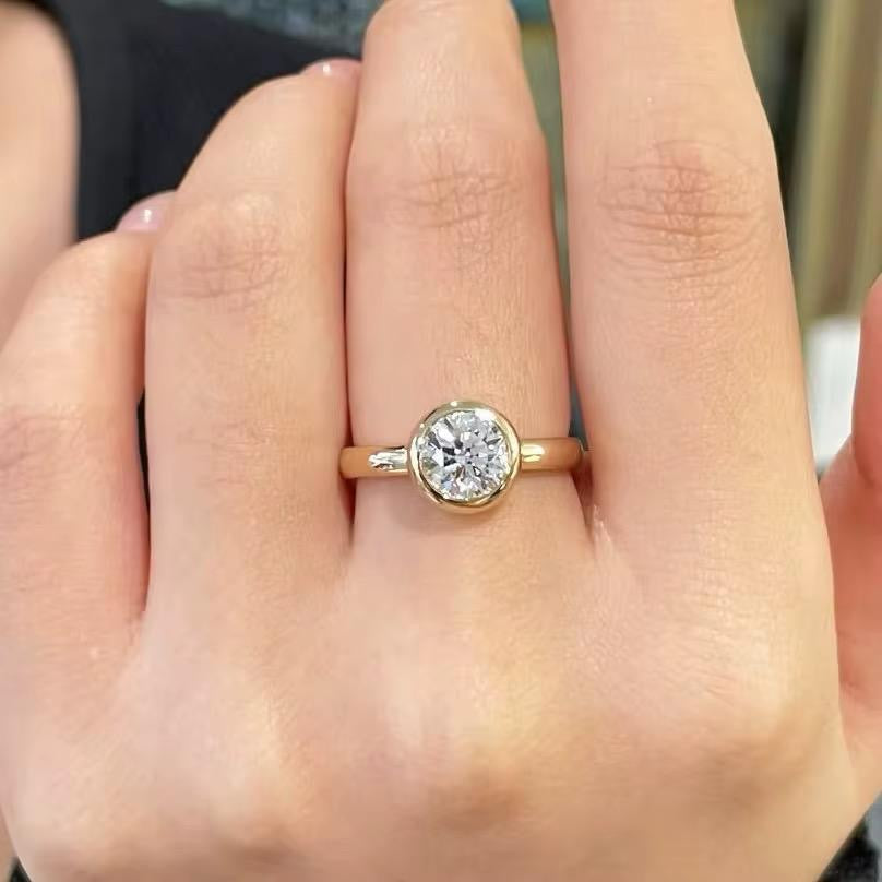 Soltaire Bezel Ring