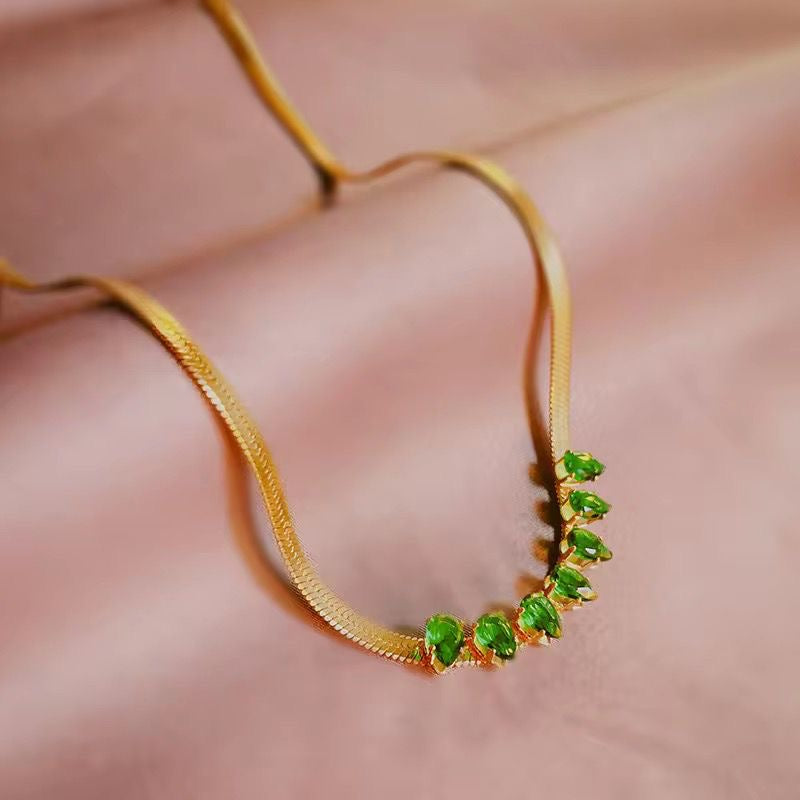 Dolce Emerald Necklace