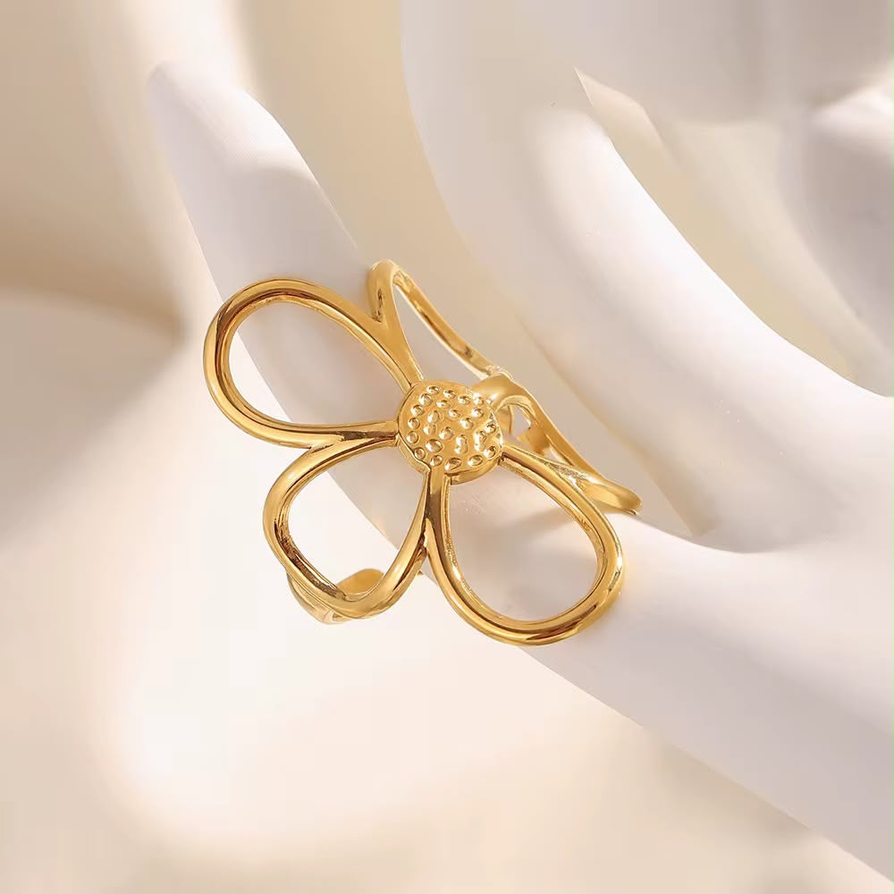 Daisy Ring