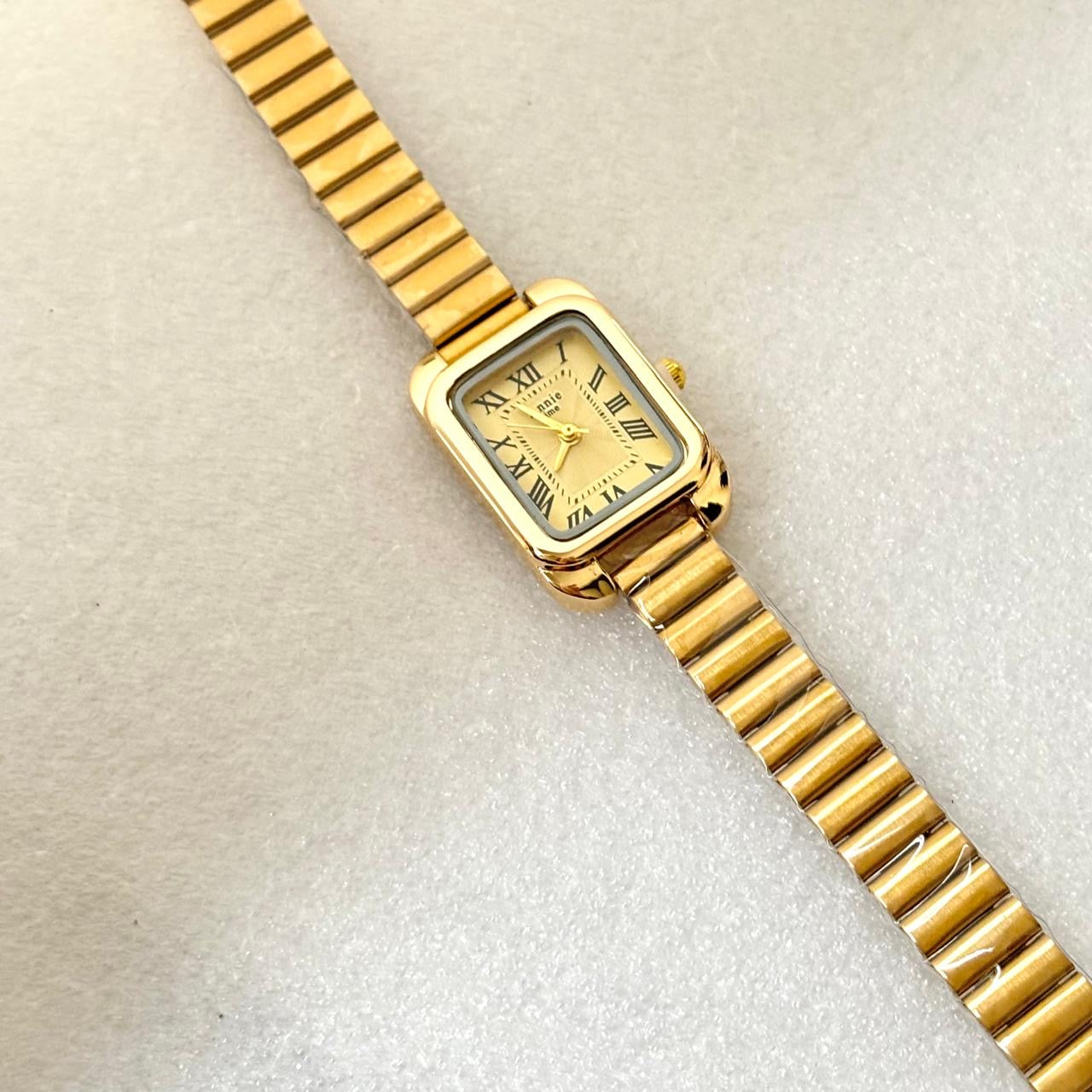 Cairo Vintage Gold Watch