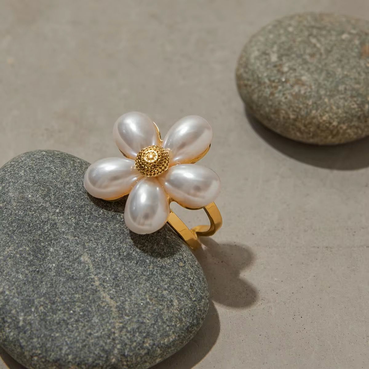 Daisy Perle Ring