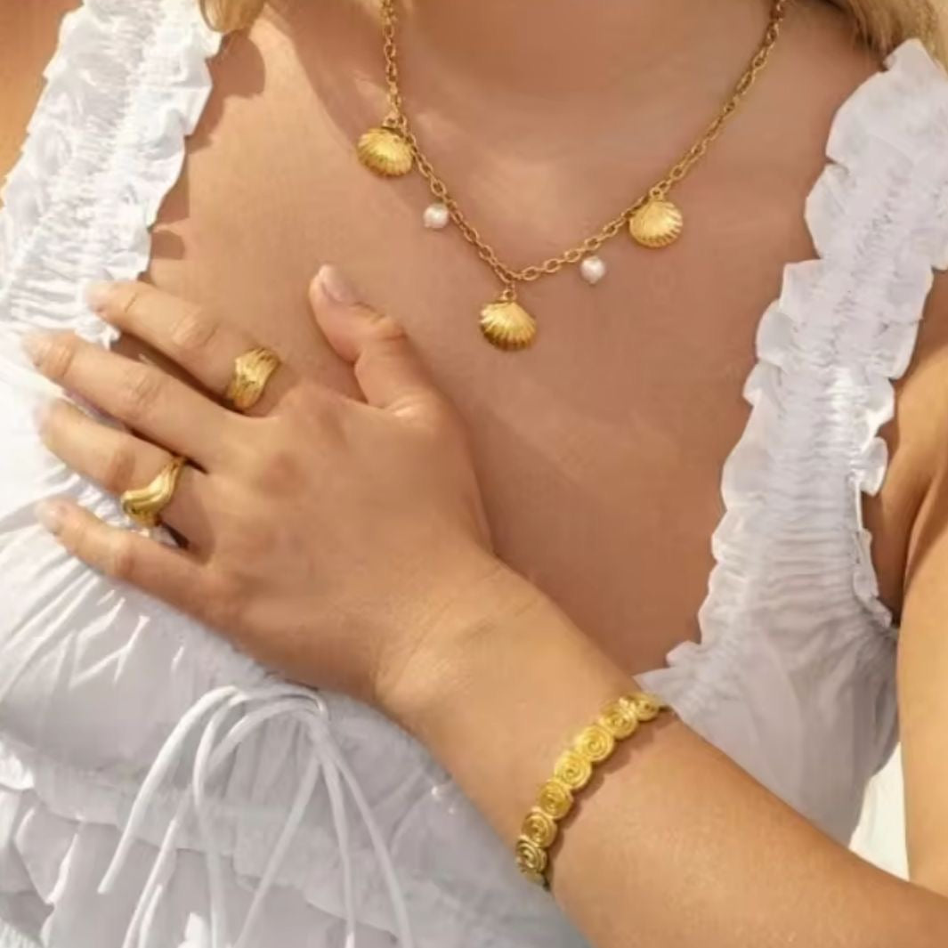 Summer Tide Gold Bracelet