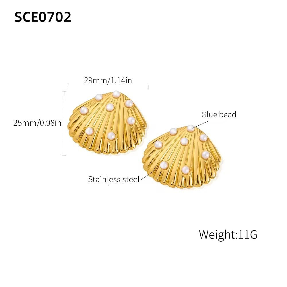 Pearly Scallop Studs