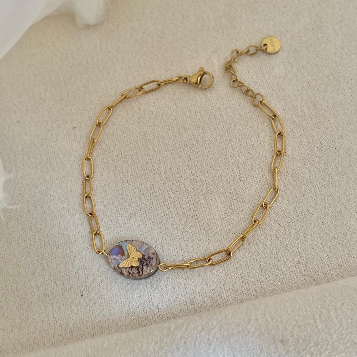 Nacre Flutter Bracelet