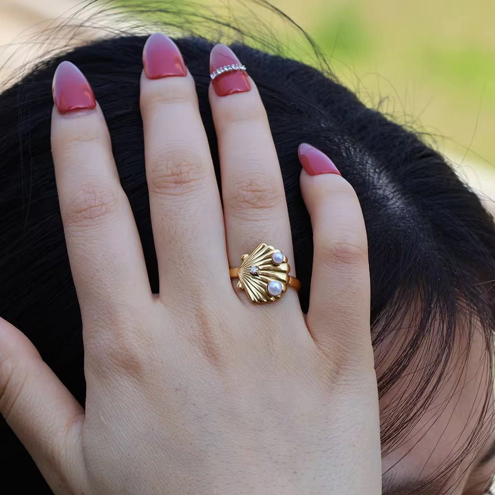 Shell Treasure Ring