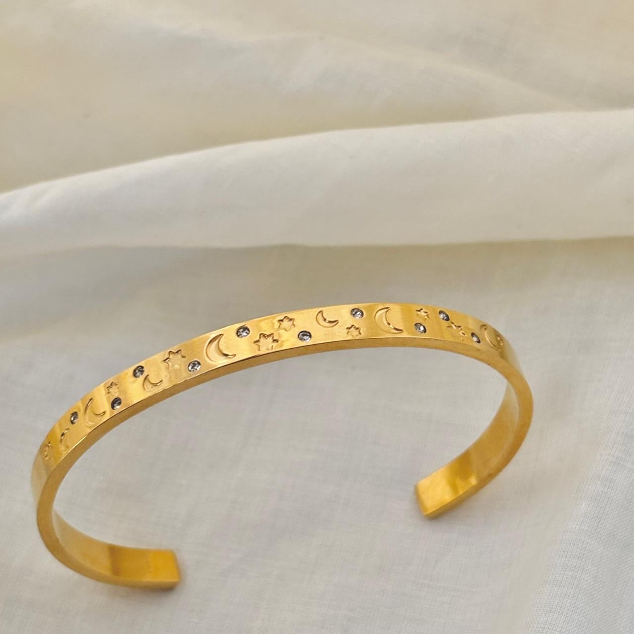 LUX Lunave Cuff