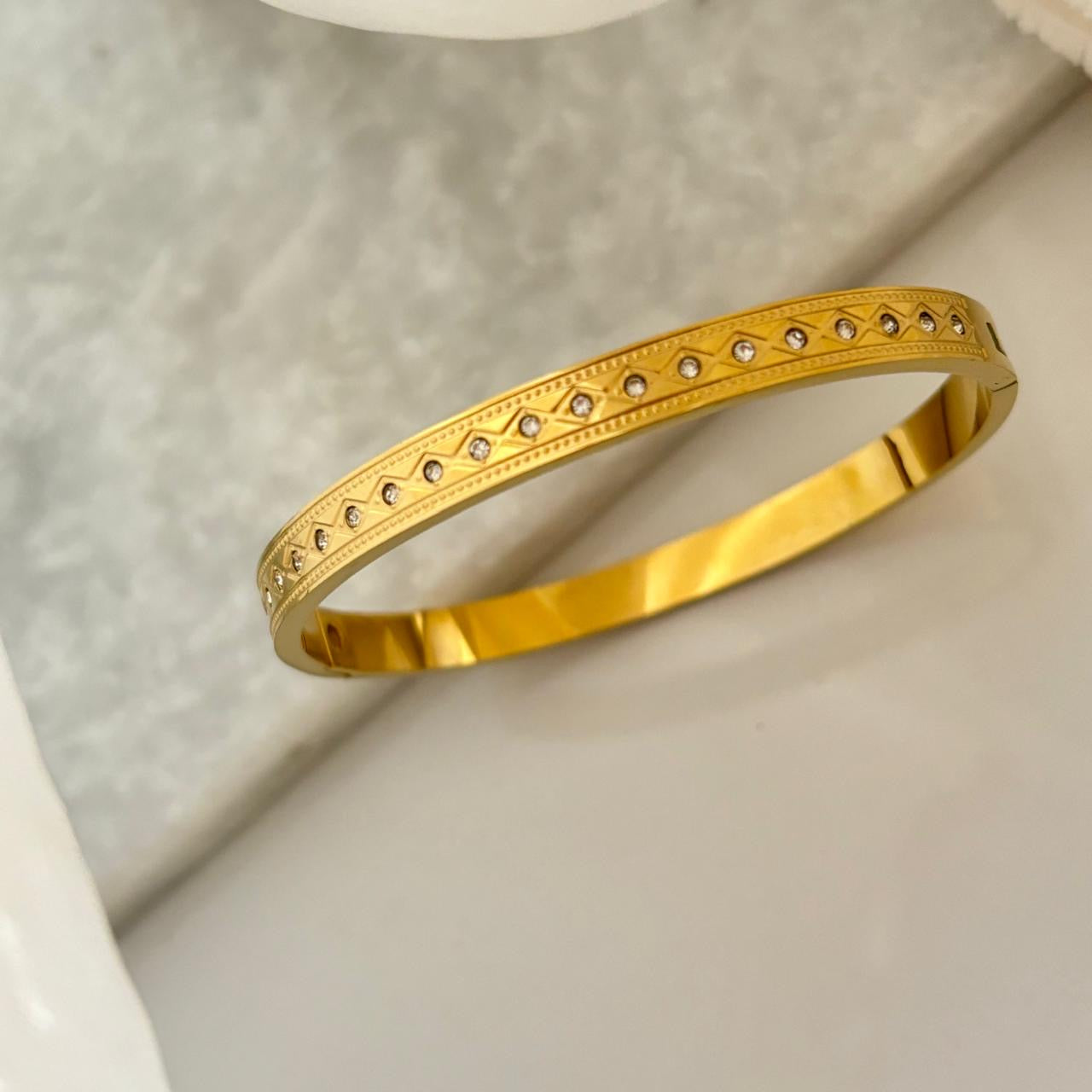 Haute Bling Bracelet