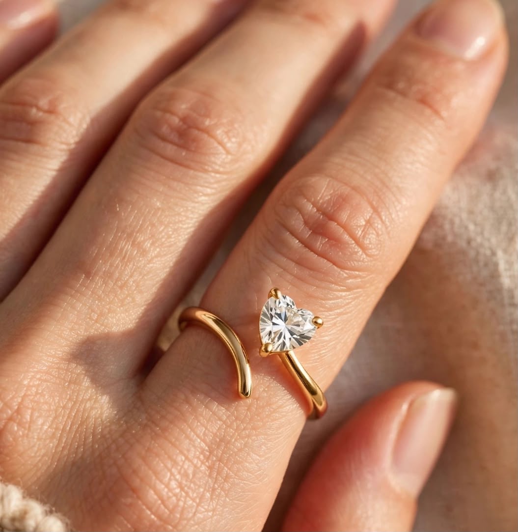 Amelia Heart Ring