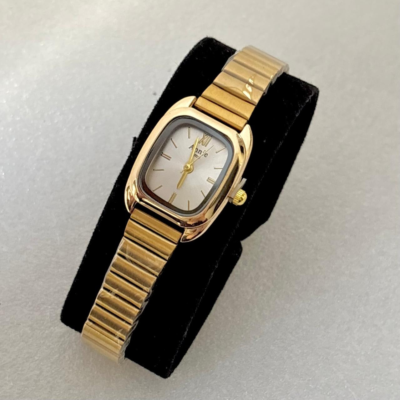LUX Lumière Square Pearly White Watch