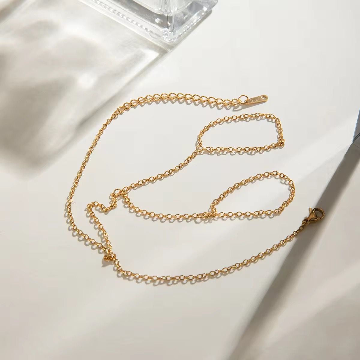 Julia Hand Chain