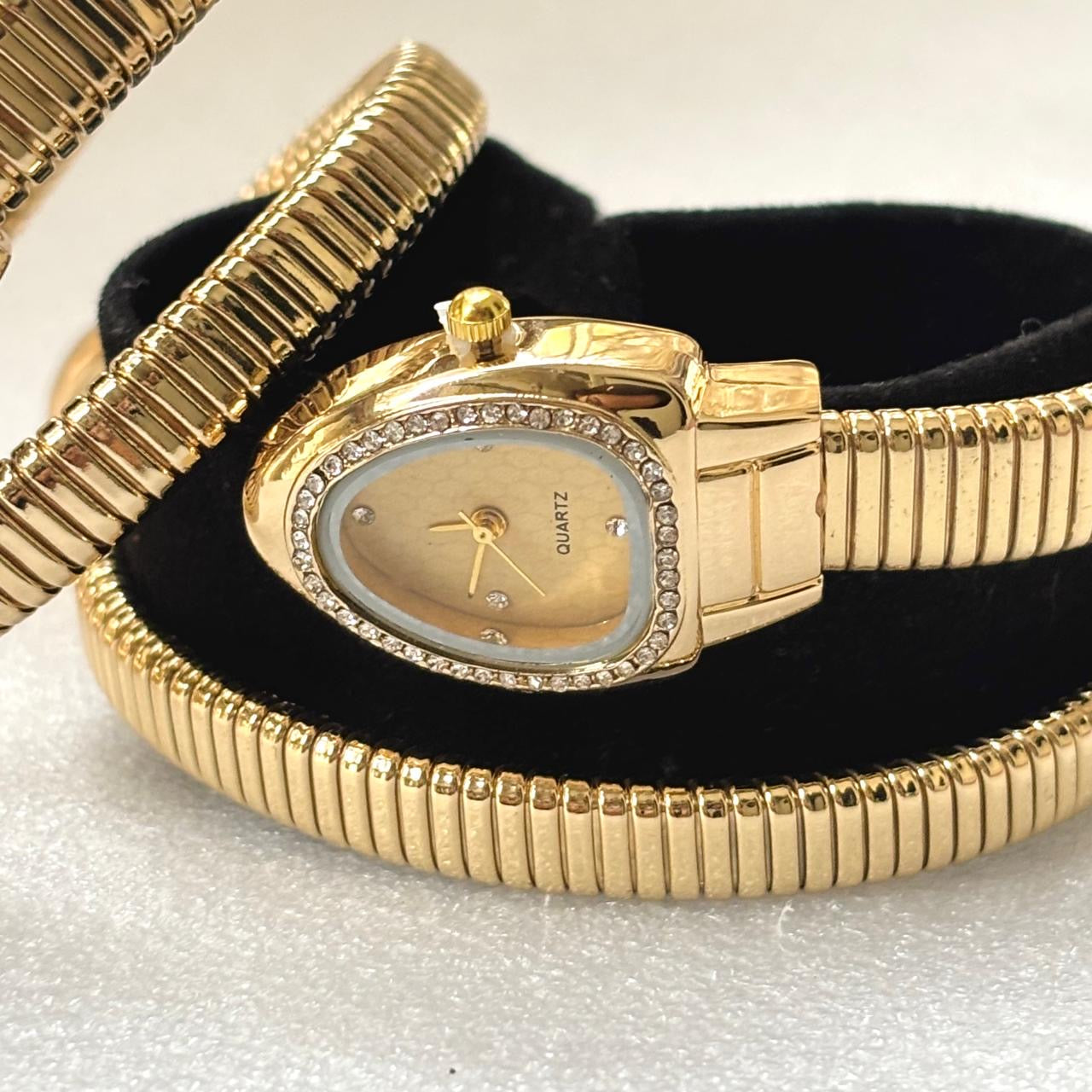 Serpenti Diamond X Gold Watch