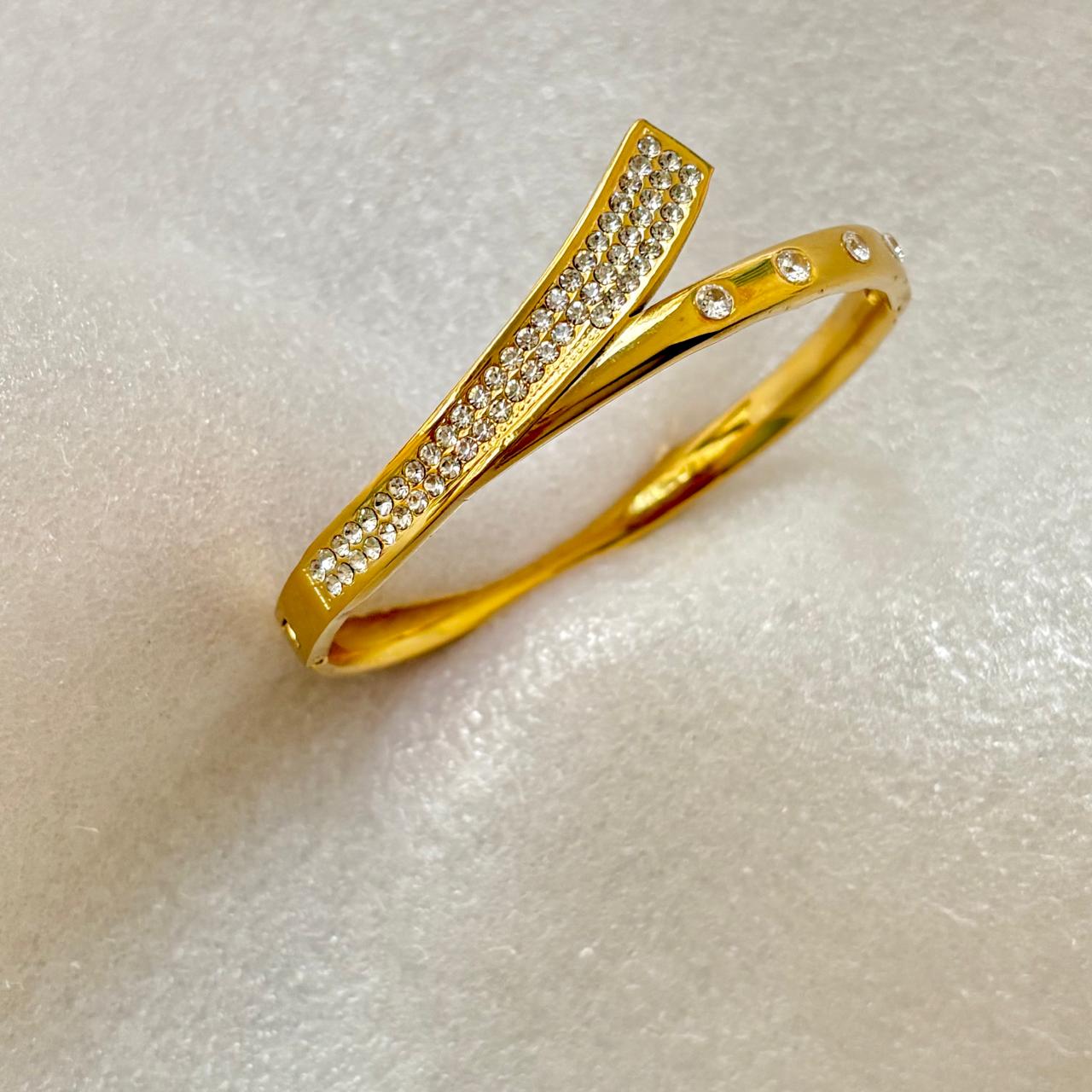 Luxus Prive Bangle