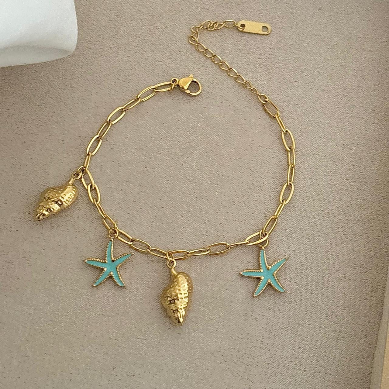 Island Core Charm Bracelet