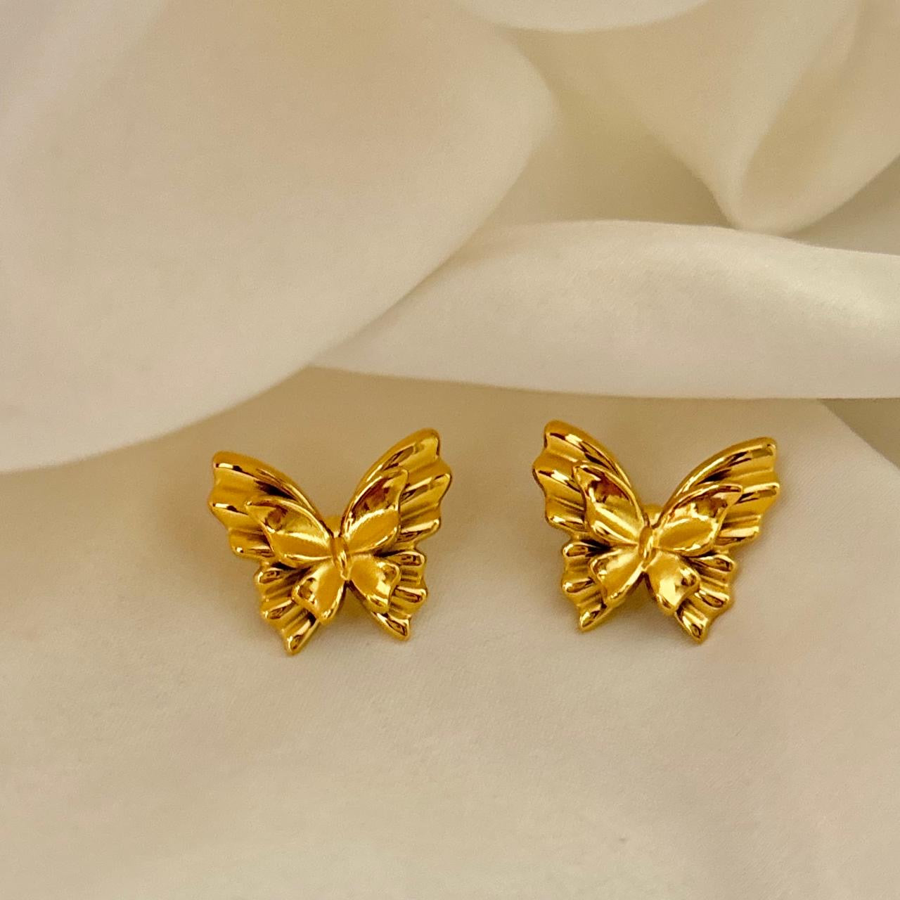 Mariposa Studs