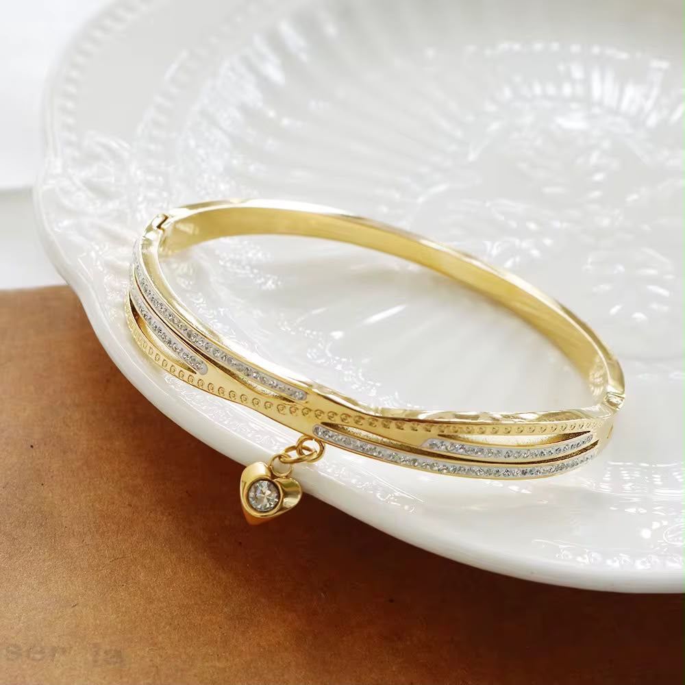 Amour Glitz Charm Bangle