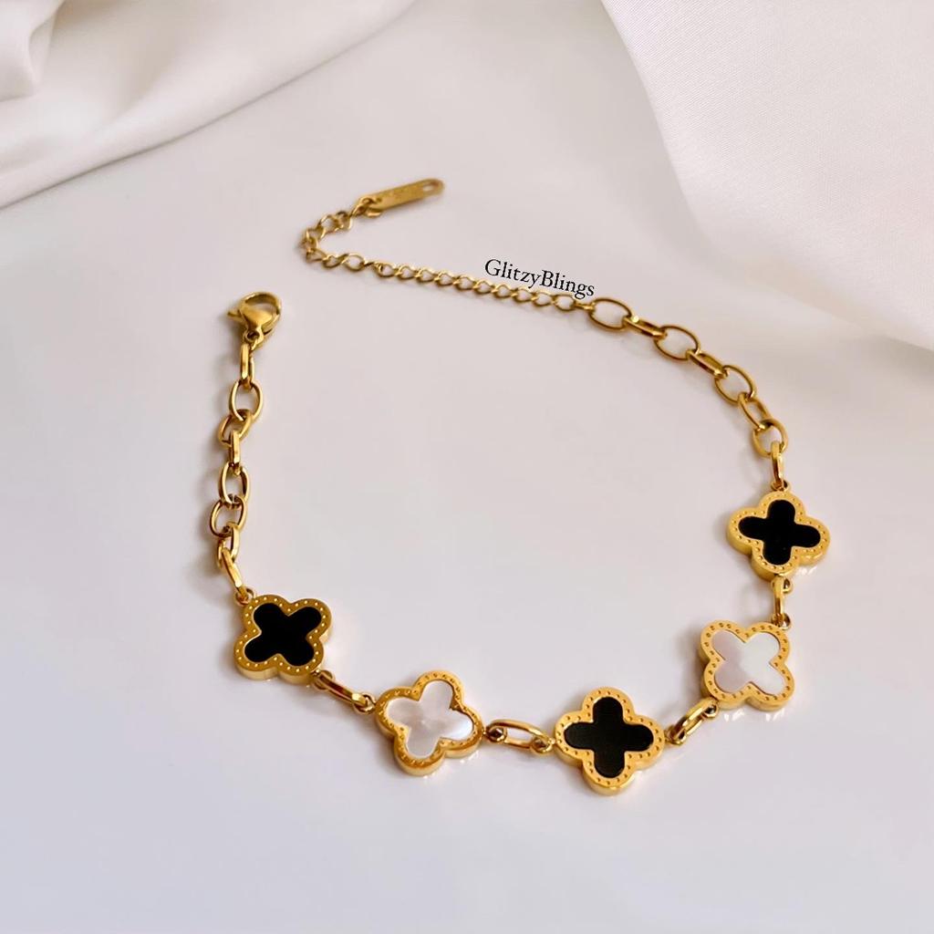 Luxe Black X Mother Of Pearl Clover Bracelet