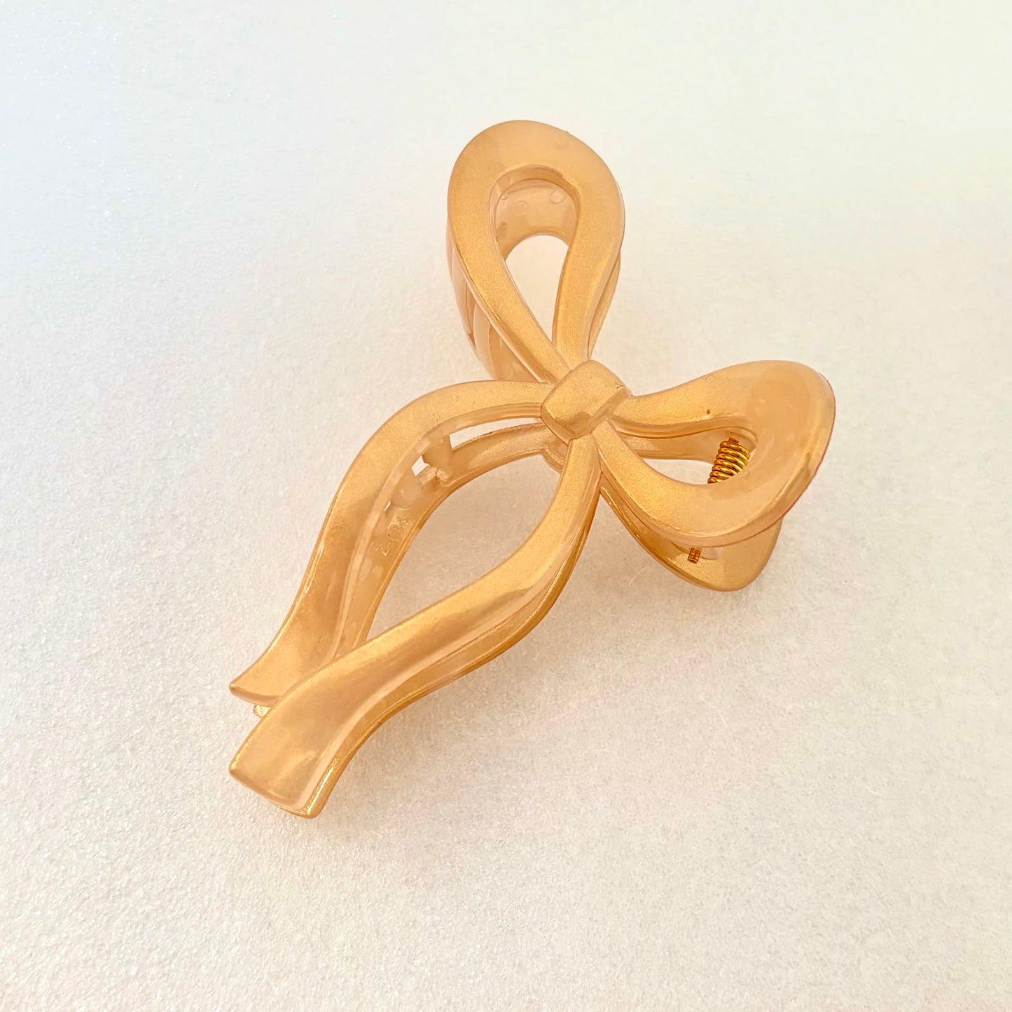 Chromic Bow Claw Clip -Gold