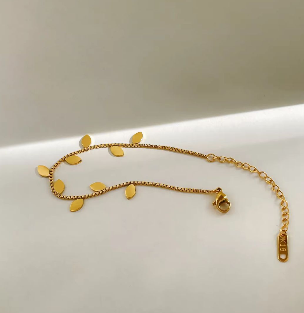 Leafy Affair Bracelet