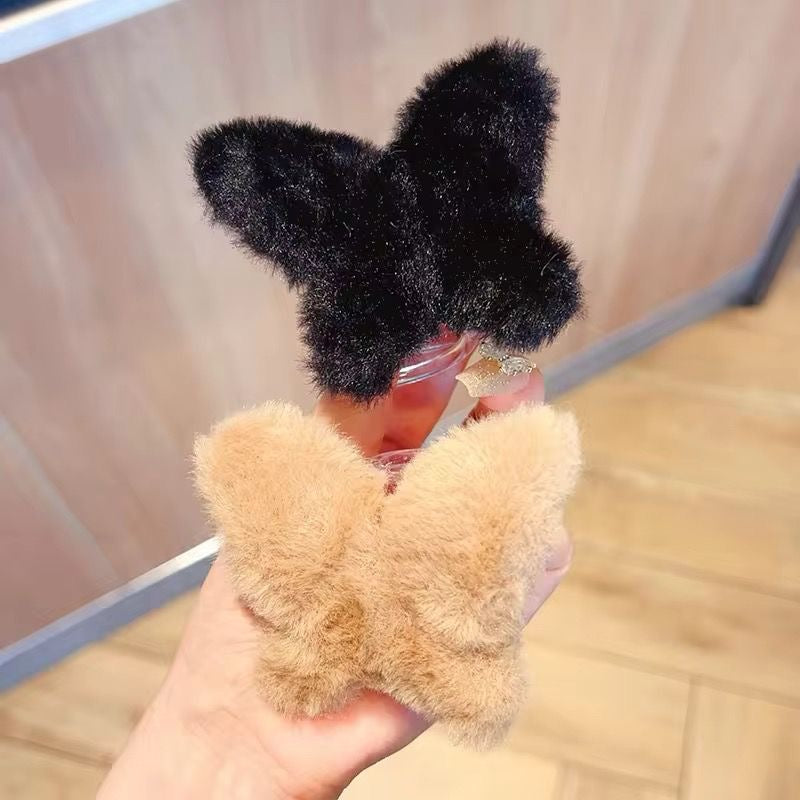 Beige Furr Flutter Claw Clip