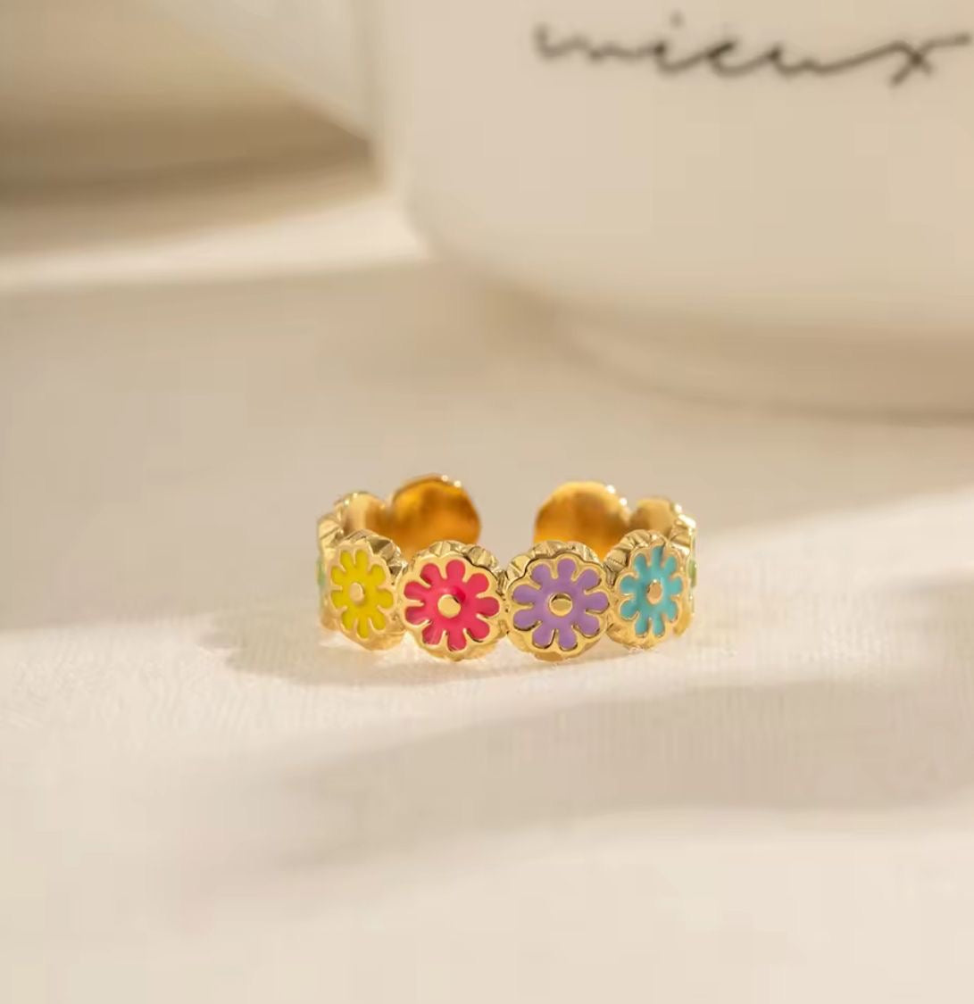 Daisy Bloom Ring -Multi