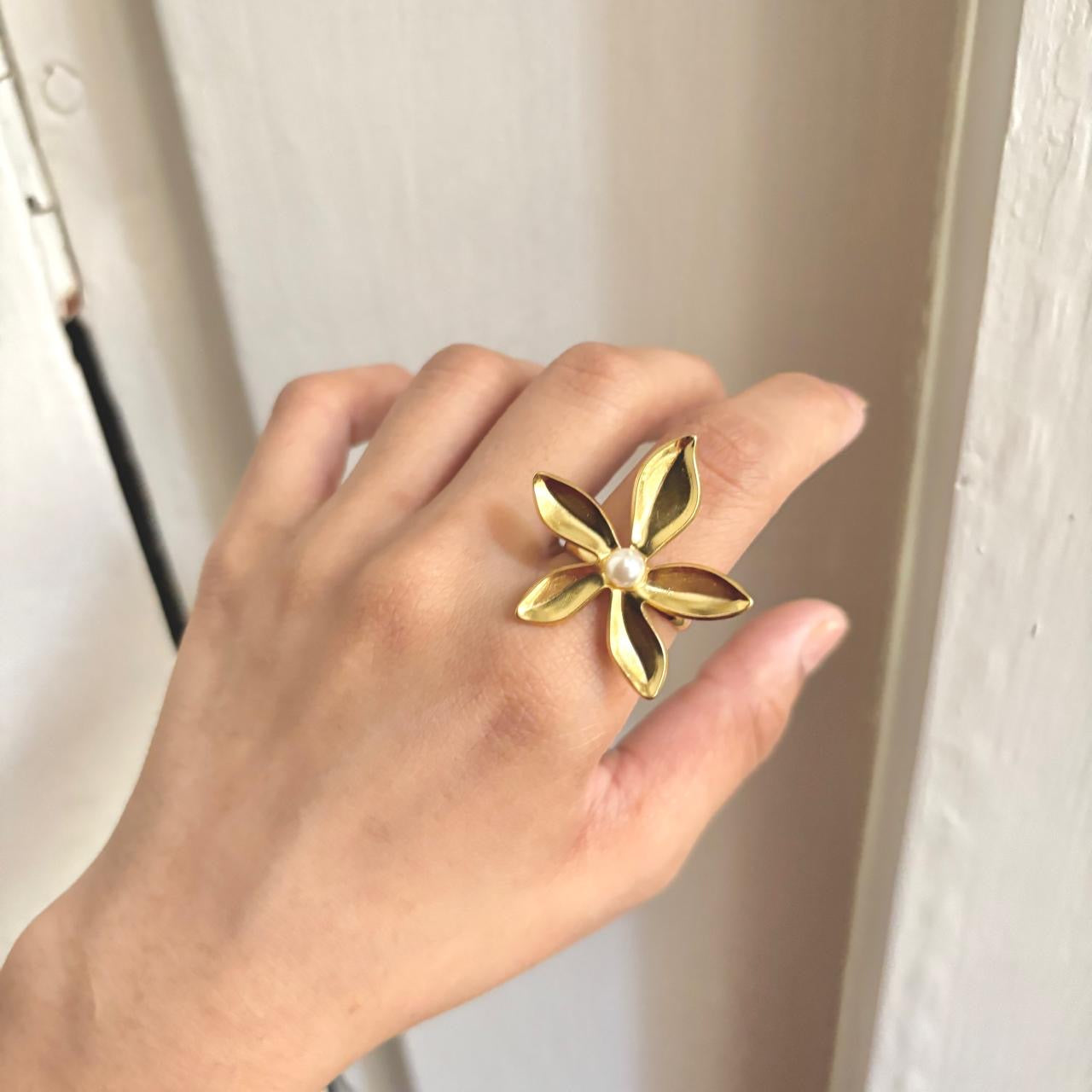 Jasmine Gold Ring