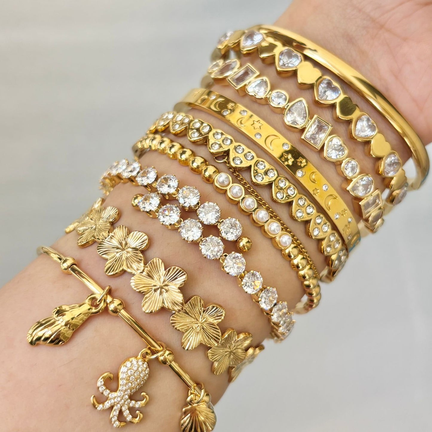 Glitzie Heart Bracelet