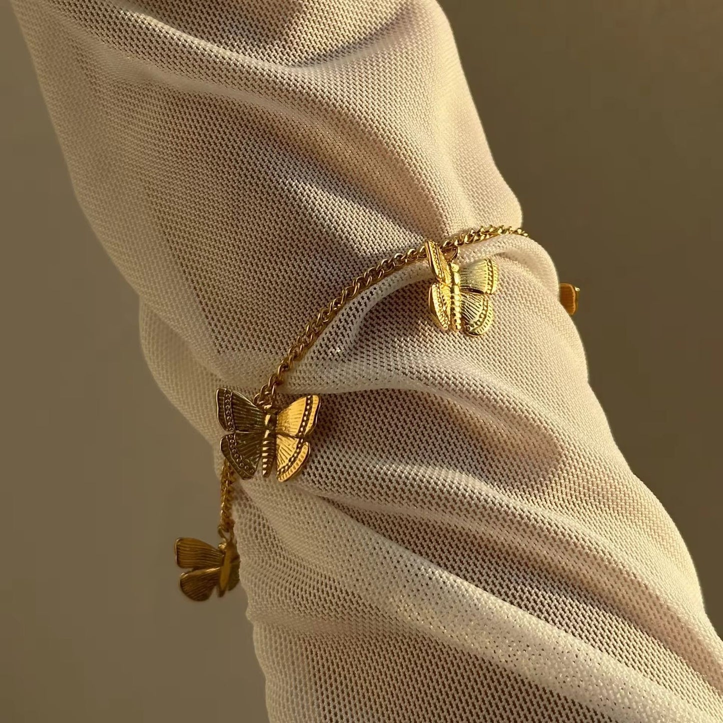 Flutter LUX Dangler Necklace