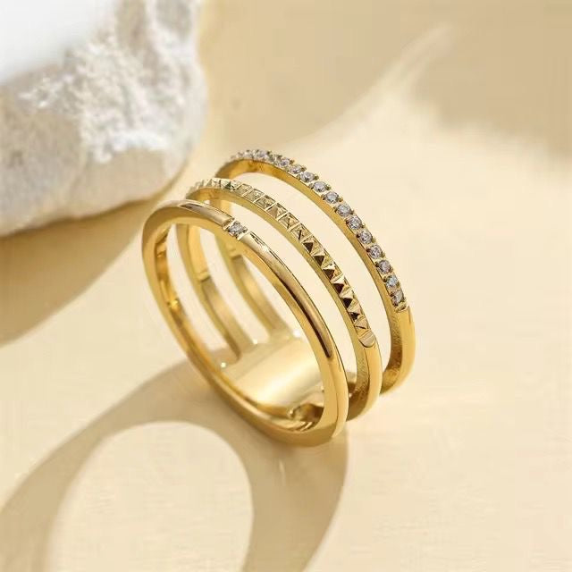 Layla LUX Pave Stacked Ring