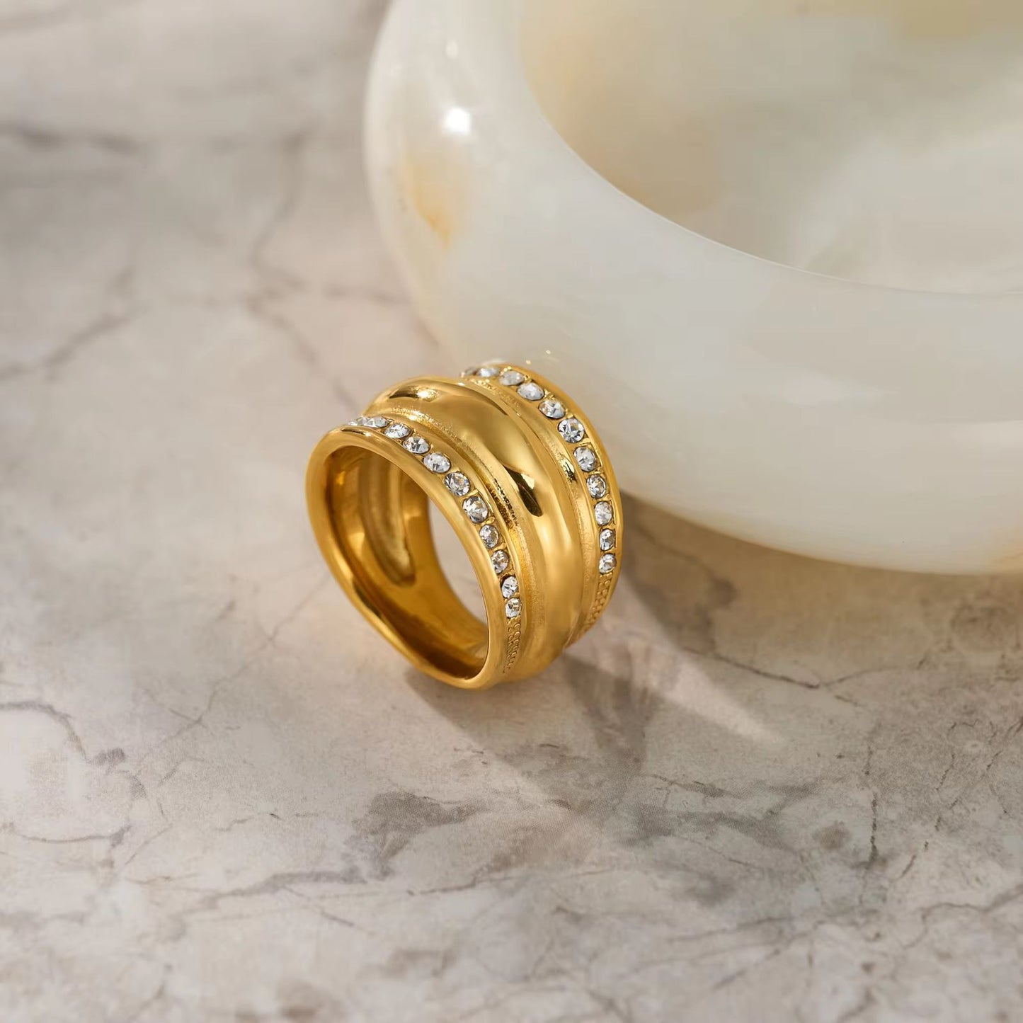 Dellah Lux Ring