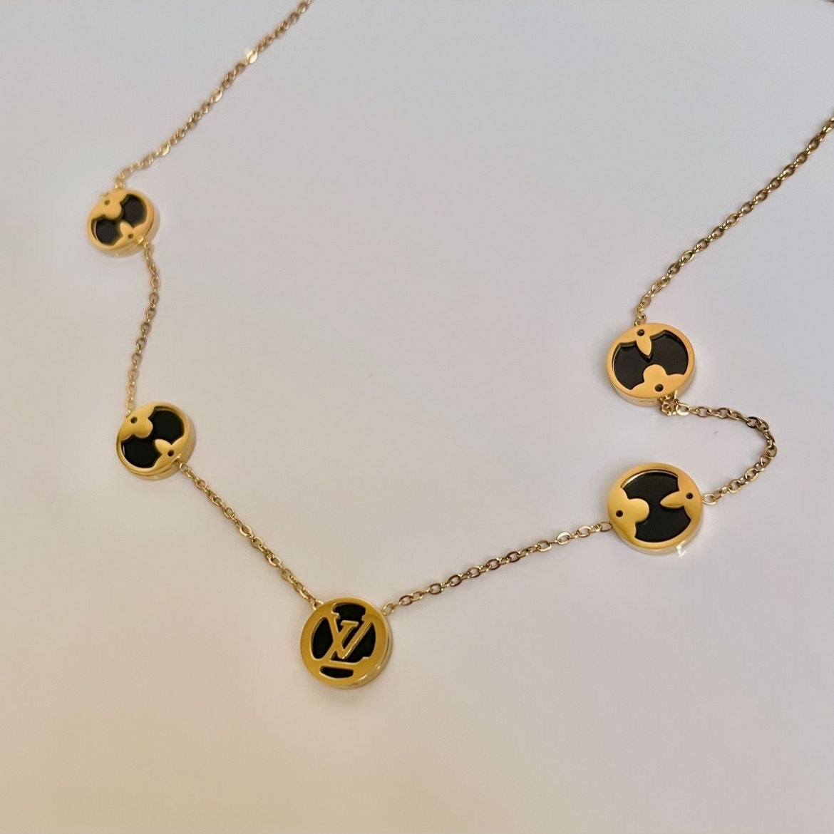 LV Luxe Blossom 5 Charm Necklace -18K