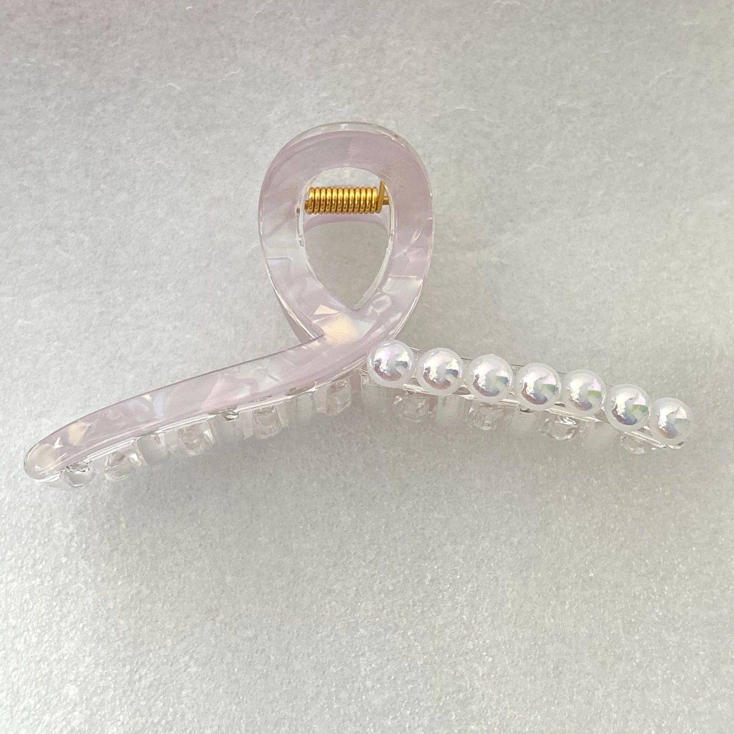 Pearly Knot Claw Clip -Lilac