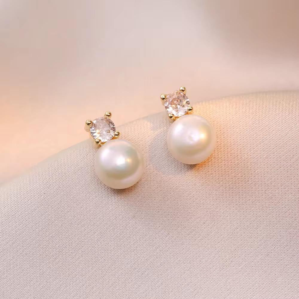 Bling Pearl Studs