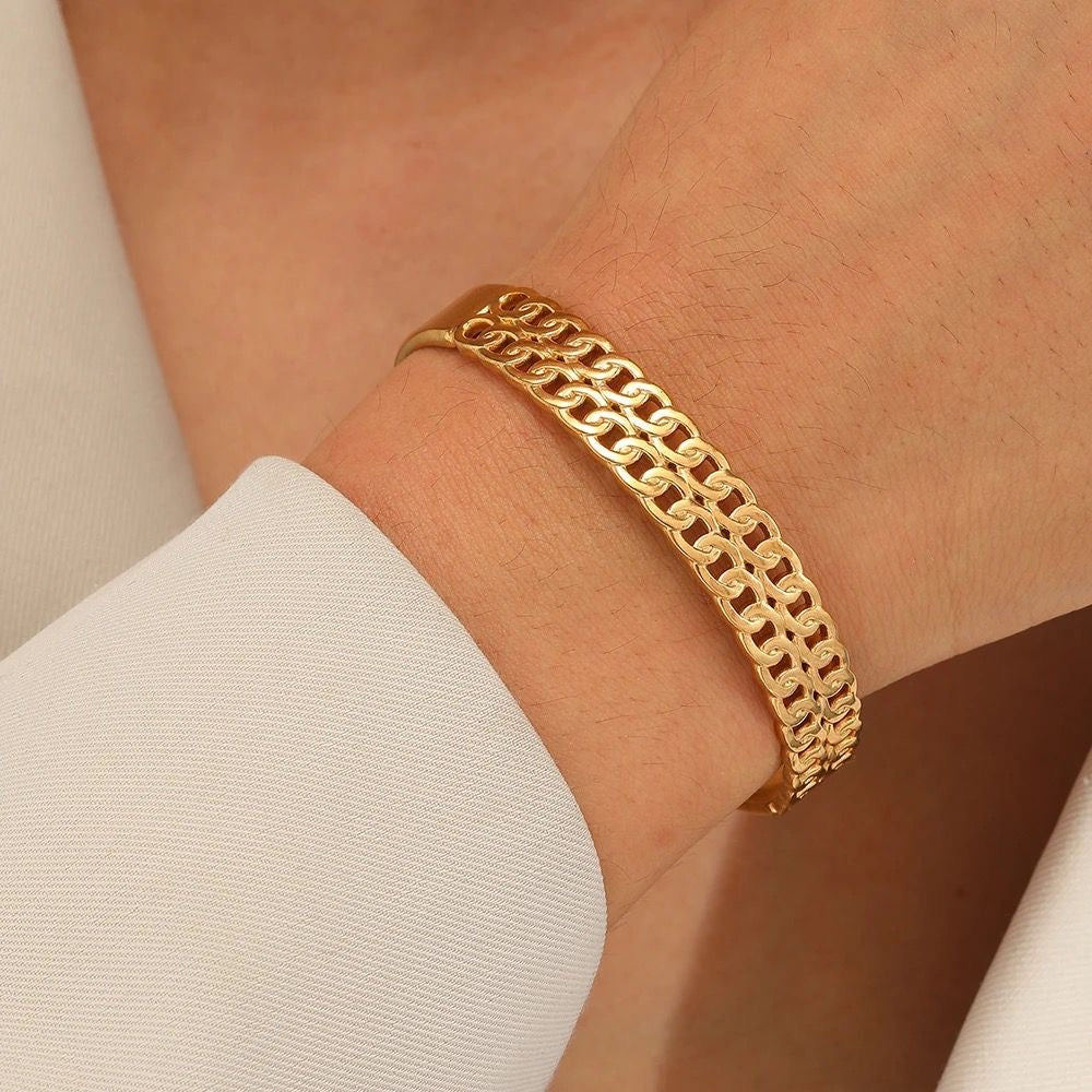 Santorini Cuff -18K