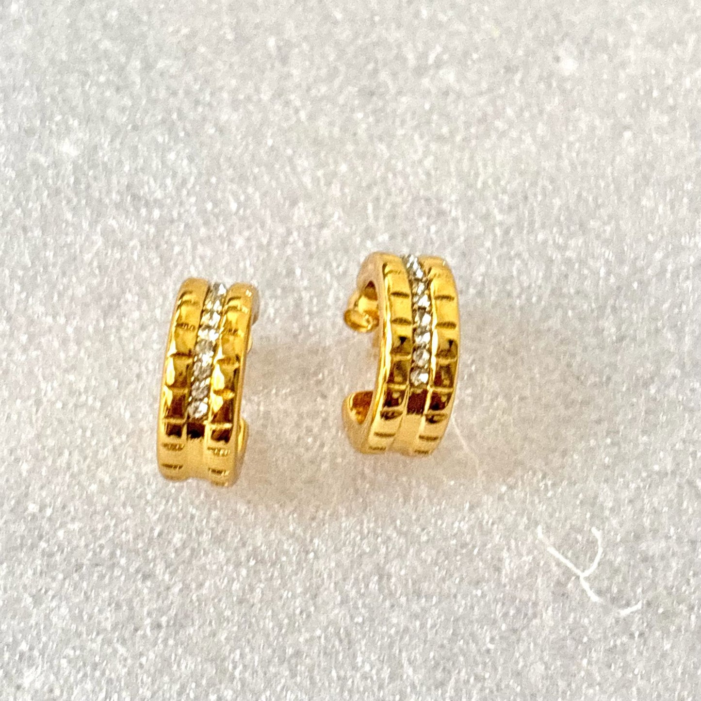 Broody Hoops