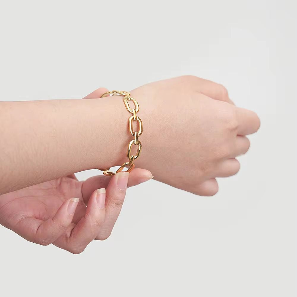 Linkco Cuff -18K