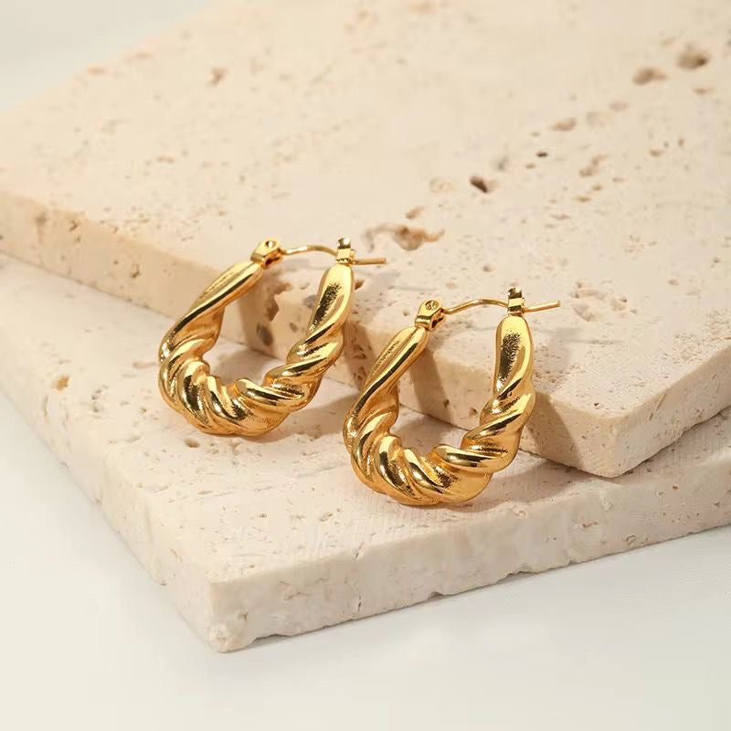Twisted Cora Hoops