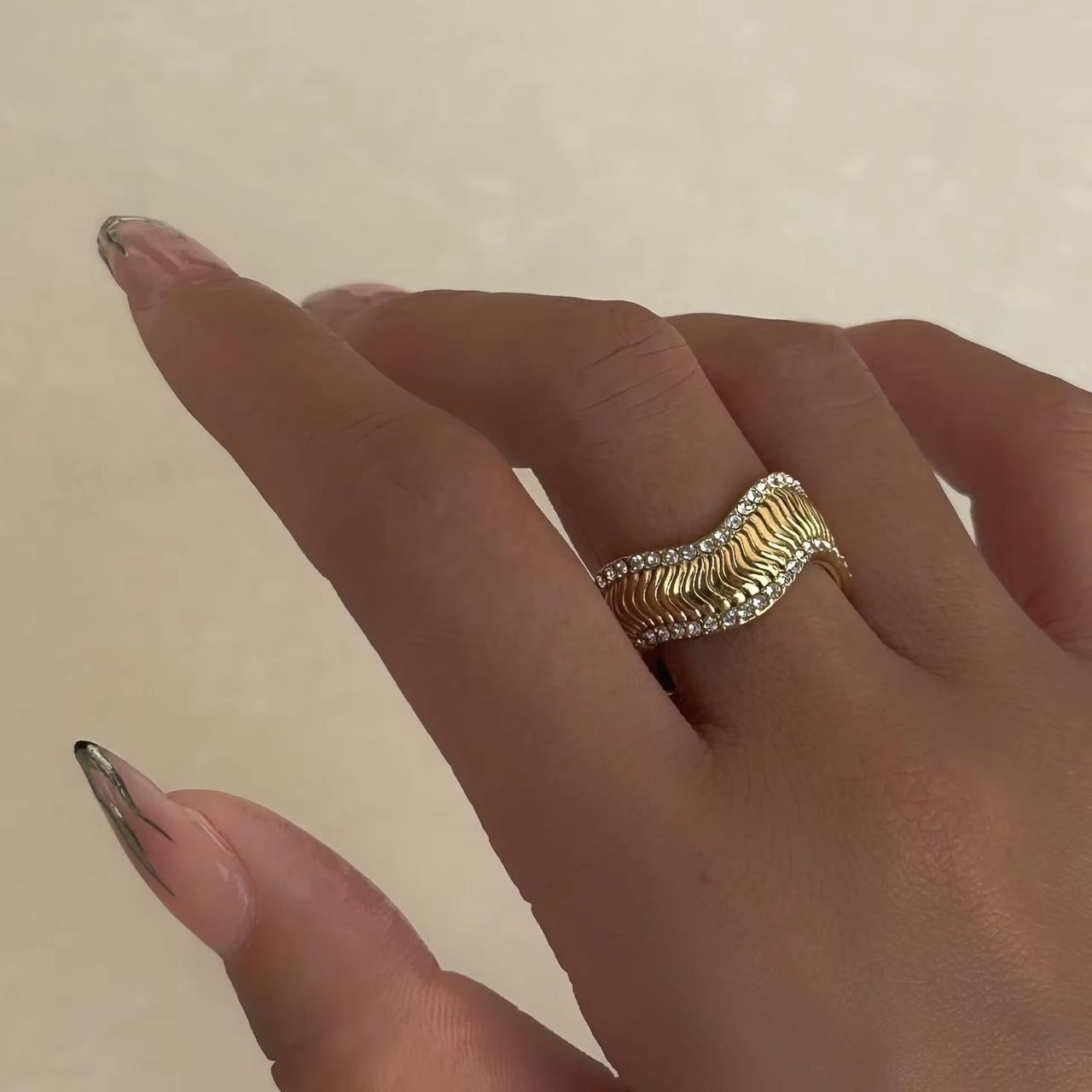 Lexux Diamond Wave Ring