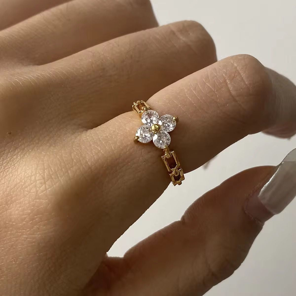 Queen Clovia Ring