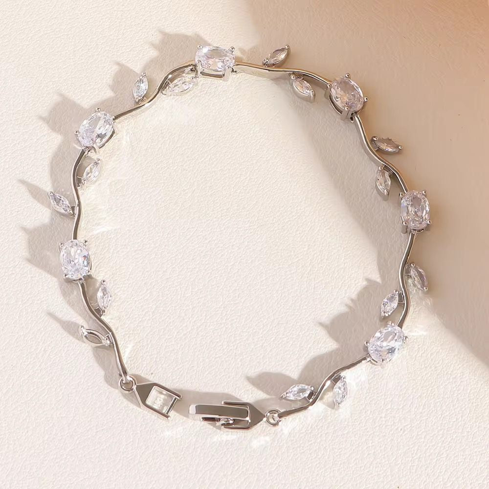 Élan Signature Bracelet -Silver